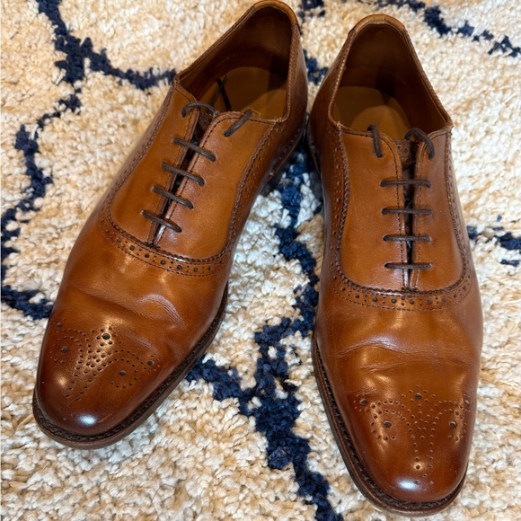 Allen Edmonds Other - Allen Edmonds Brown Leather Oxford Shoes with Broguing